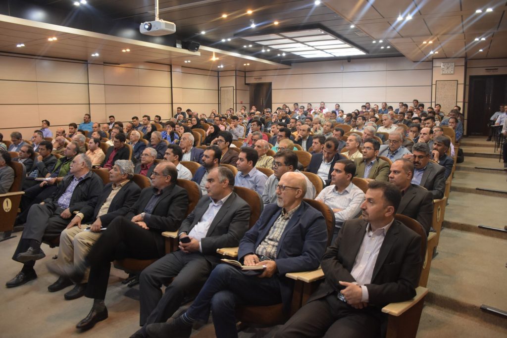 سیمنار یک روزه مدیریت ریسک سیلاب برگزار شد